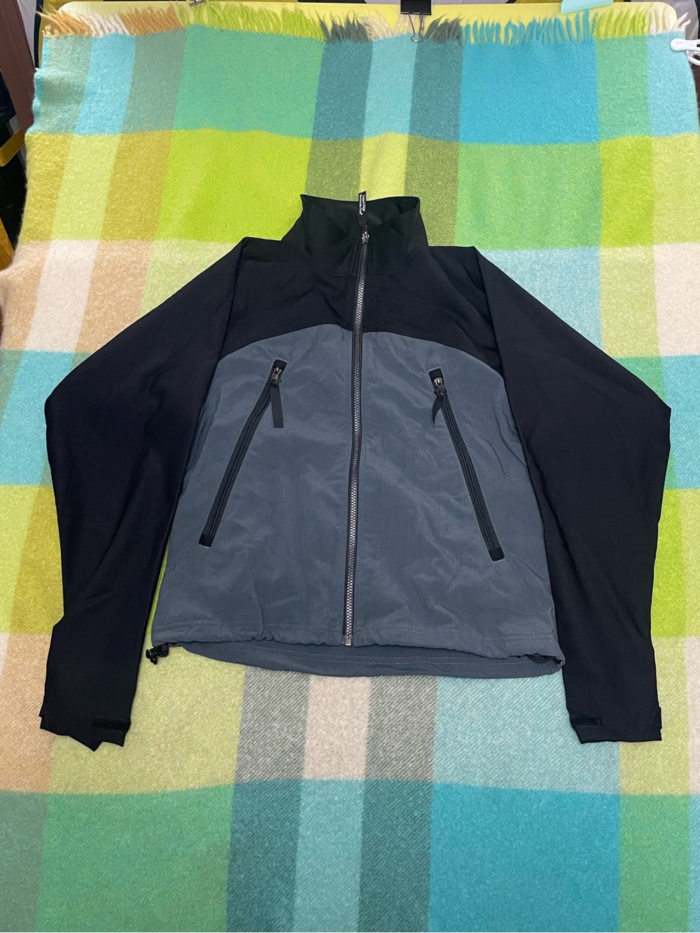 Jagged Edge Mountain Gear Women's Black Grey Nylon Full Zip Jacket